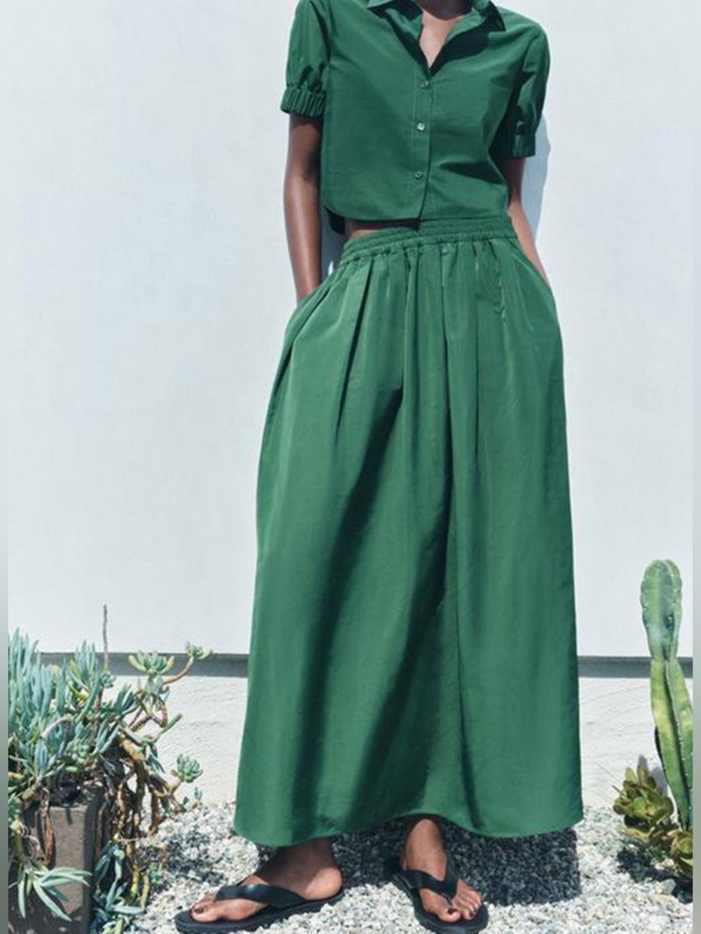 Zara Green Voluminous Madi Skirt Elastic Waist Side Pockets Flowy XS-S
